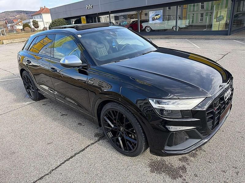 Gebraucht Audi SQ8 Ambiente 435 PS (319 kW) 2020 Schwarz SUV