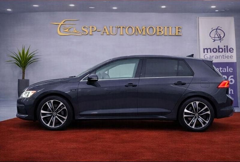 Gebraucht VW Golf VIII Life 150 PS (110 kW) 2020 Schwarz Limousine