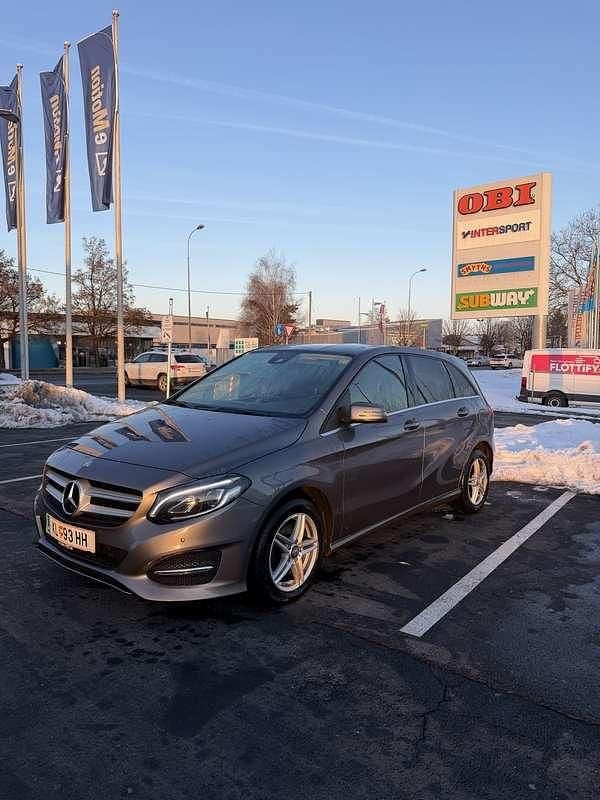 Gebraucht 2016 Mercedes B200 Van / Kleinbus | € 14.500 (Fairer Preis) - Bild 1/4