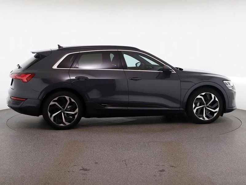 Gebraucht Audi Q8 e-tron Business 250 kW (340 PS) 2024 Hellgrau  metallic SUV
