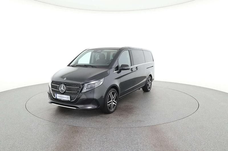 Gebraucht Mercedes V300 Avantgarde 237 PS (174 kW) 2025 Graphitgrau metallic Van / Kleinbus