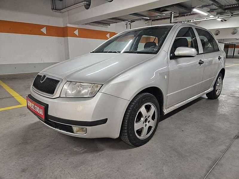 Gebraucht Skoda Fabia Comfort 54 PS (39 kW) 2003 Silber Limousine