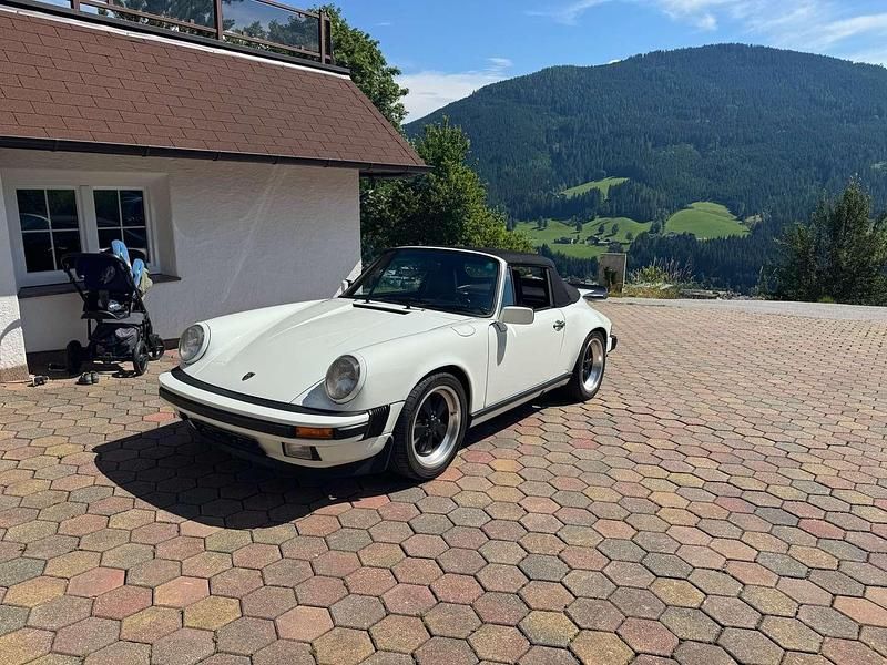 Weiß Gebraucht 1988 Porsche 911 Carrera Cabriolet Cabrio | € 69.911 - Bild 1/4
