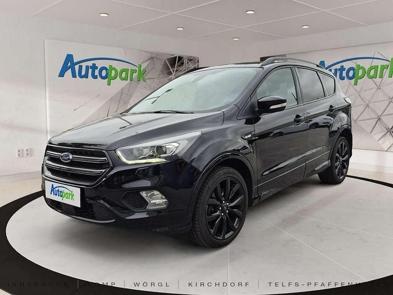 Gebraucht Ford Kuga Sport 120 PS (88 kW) 2018 Schwarz SUV