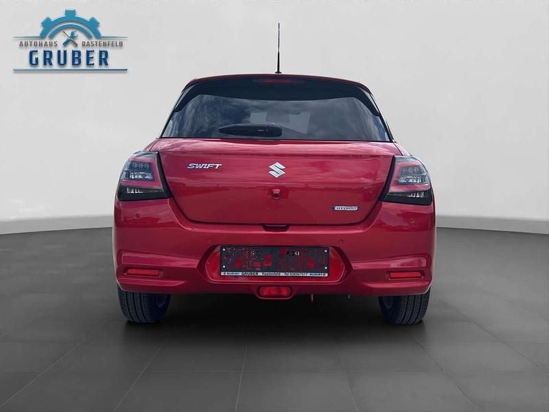 Gebraucht Suzuki Swift 82 PS (60 kW) 2025 Rot Kleinwagen