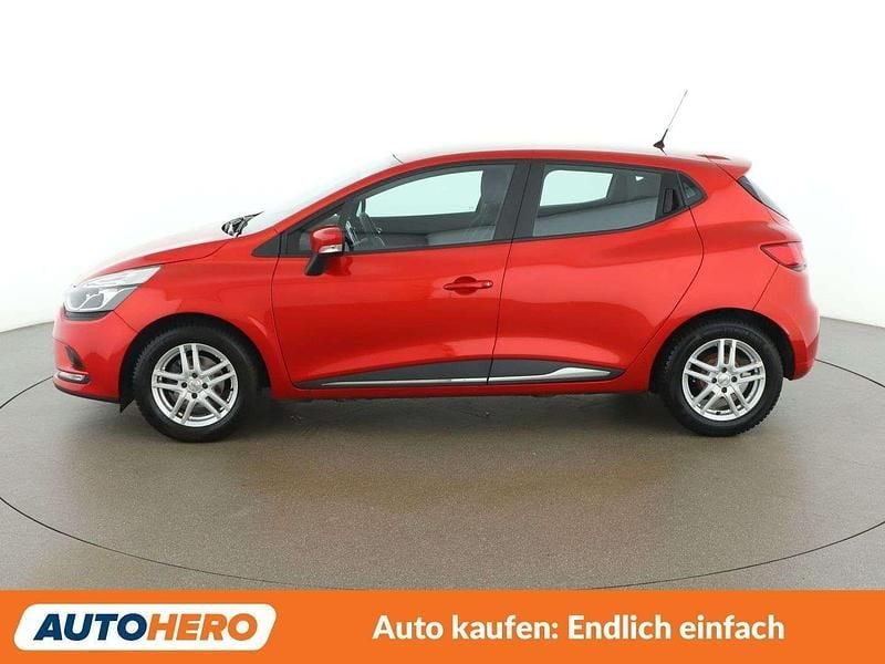 Gebraucht Renault Clio IV Zen 90 PS (66 kW) 2018 Rot Kleinwagen