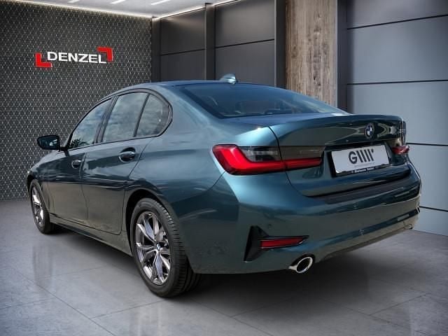 Gebraucht BMW 330 Advantage 258 PS (189 kW) 2020 Blau Limousine