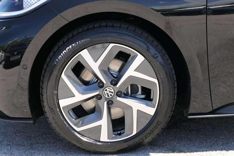 Gebraucht VW ID.3 Pro 169 kW (231 PS) 2025 Schwarz Kleinwagen
