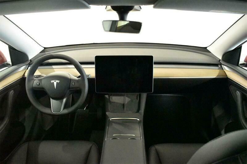 Verkauft Tesla Model Y MAXIMUM RANGE A Gebraucht 2022 10 Km In 