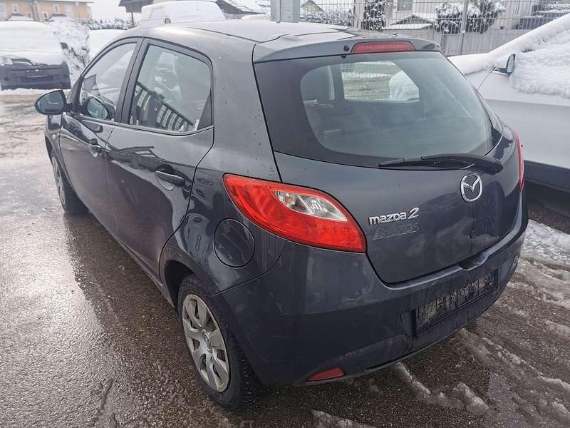 Gebraucht Mazda 2 Impuls 75 PS (55 kW) 2011 Grau Kleinwagen