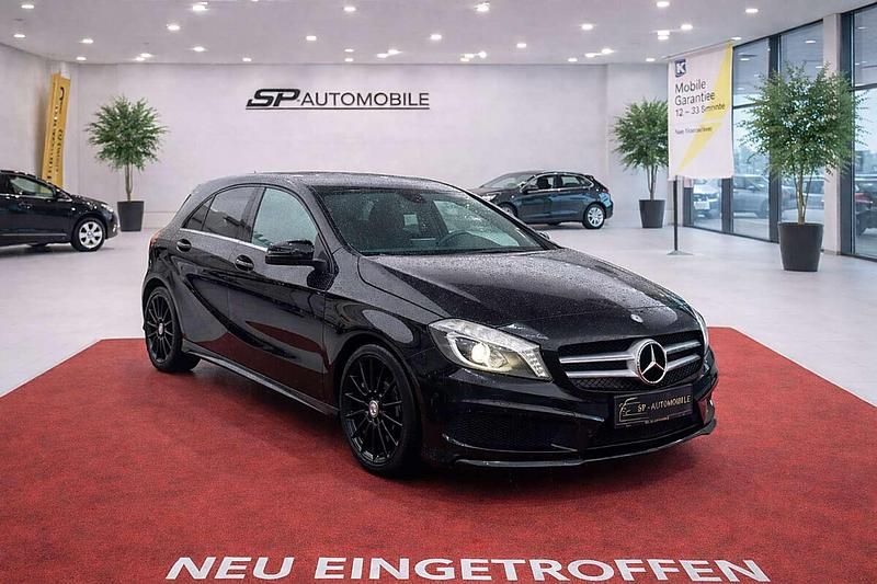 Gebraucht Mercedes A200 AMG 136 PS (100 kW) 2014 Schwarz Limousine