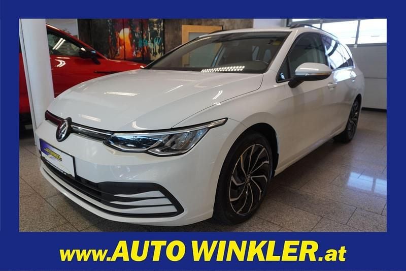 Weiß Gebraucht 2021 VW Golf VIII Life Kombi | € 17.770 (Guter Preis) - Bild 1/4