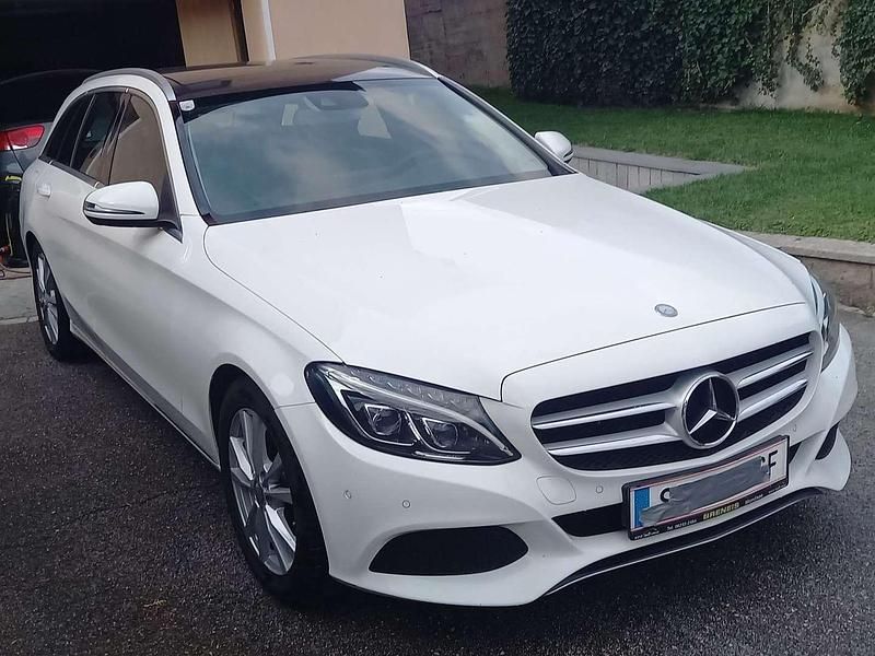 Gebraucht Mercedes C220 Avantgarde 170 PS (125 kW) 2015 Weiß Kombi