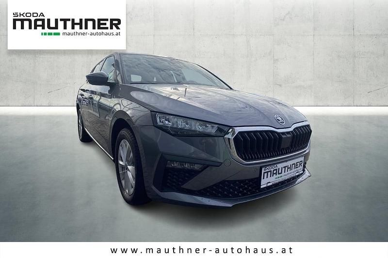 Neu Skoda Scala Selection 95 PS (69 kW) 2026 Mittelgrau  metallic Kleinwagen