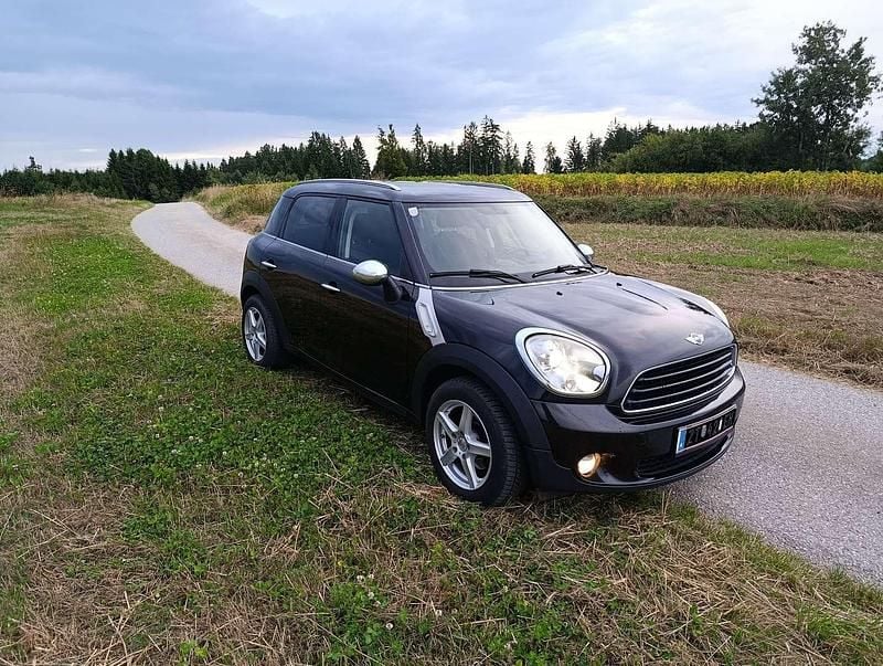 Schwarz Gebraucht 2012 Mini One Countryman SUV | € 4.900 - Bild 1/4