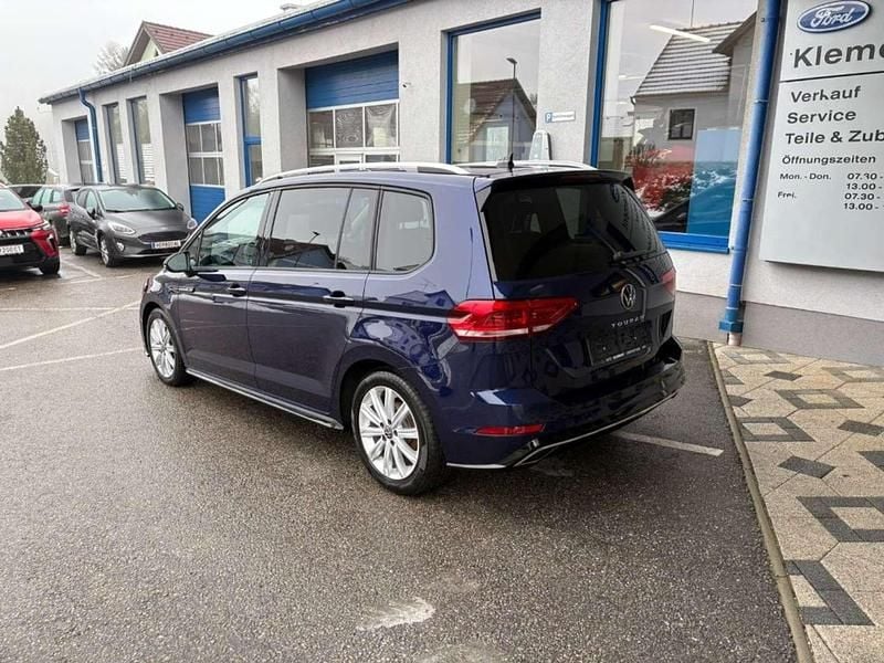 Gebraucht VW Touran Comfortline 150 PS (110 kW) 2025 Blau Van / Kleinbus