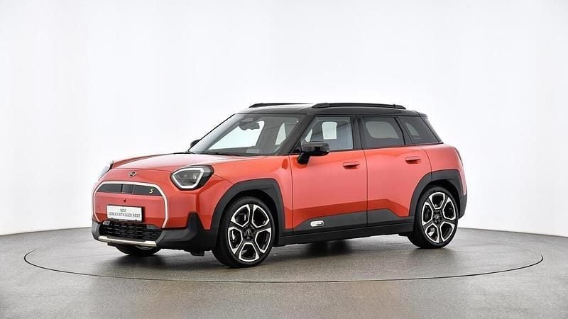 Rebel red Gebraucht 2024 Mini Aceman SUV | € 33.960 (Guter Preis) - Bild 1/1