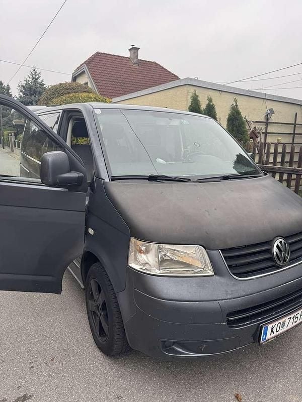 Gebraucht 2004 VW Caravelle Van / Kleinbus | € 4.999 - Bild 1/4
