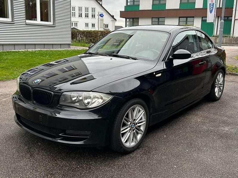 Schwarz Gebraucht 2008 BMW 120 Coupé M Sport Coupé | € 7.490 (Fairer Preis) - Bild 1/4