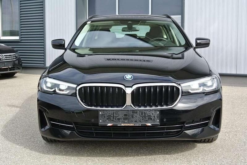Gebraucht BMW 530e Sport Line 184 PS (135 kW) 2021 Schwarz Kombi