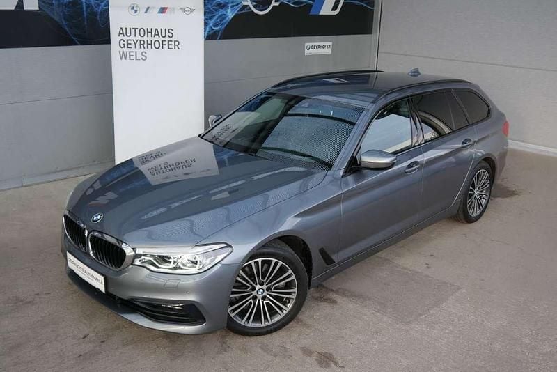 Gebraucht BMW 520 Shadowline 190 PS (139 kW) 2020 Bluestone metallic Kombi