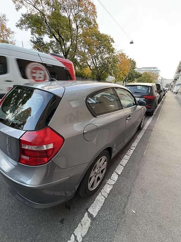 Gebraucht BMW 116 122 PS (89 kW) 2009 Kleinwagen