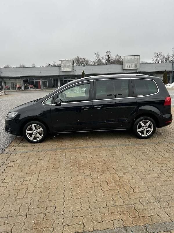Gebraucht Seat Alhambra 140 PS (102 kW) 2012 Schwarz Van / Kleinbus