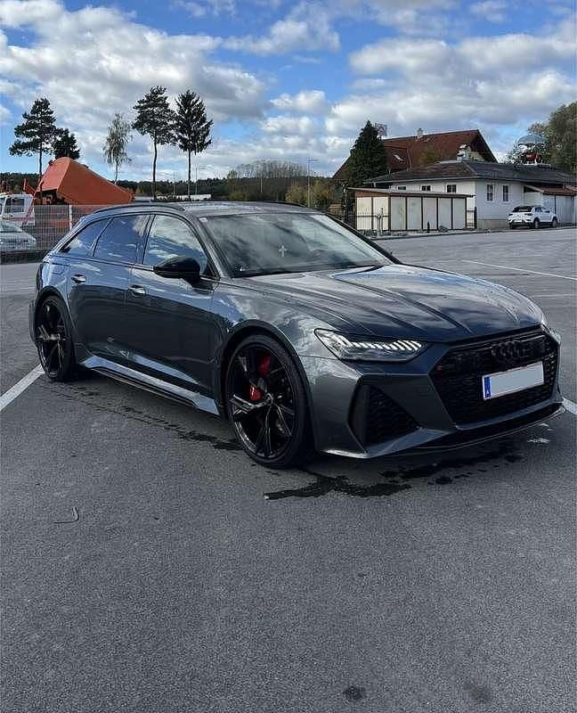 Grau Gebraucht 2020 Audi RS6 Kombi | € 89.490 - Bild 1/4