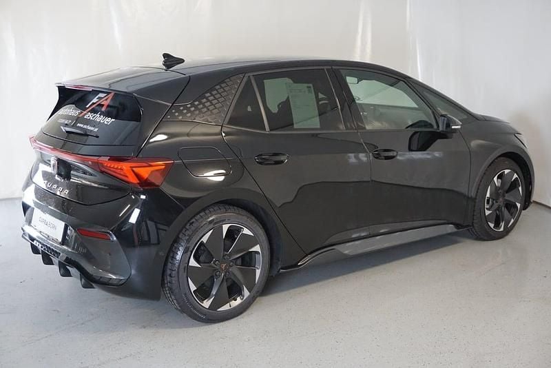 Gebraucht Cupra Born e-Boost 169 kW (231 PS) 2025 Schwarz  metallic Kleinwagen