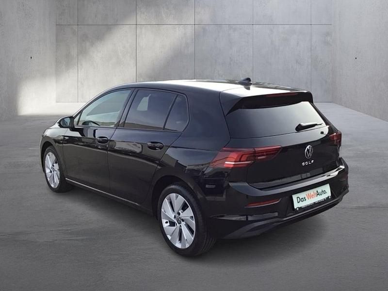 Neu VW Golf VIII 115 PS (84 kW) 2026 Schwarz  metallic