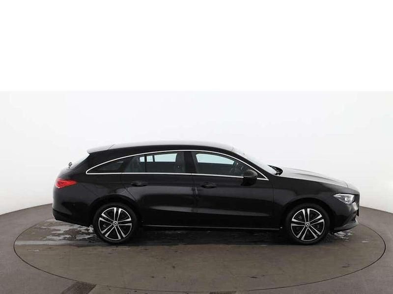Gebraucht Mercedes CLA250e Shooting Brake Progressive 160 PS (117 kW) 2023 Schwarz Kombi