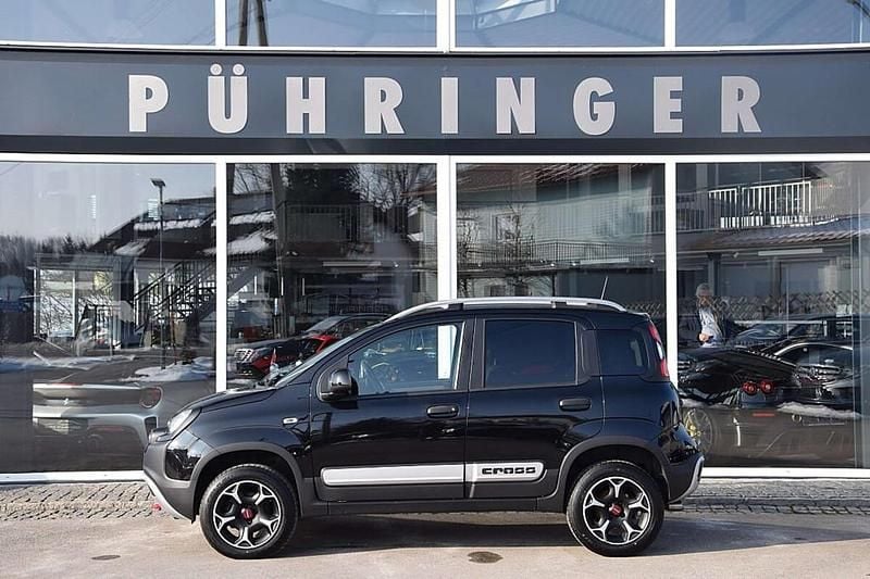 Schwarz Gebraucht 2021 Fiat Panda Cross Cross Kleinwagen | € 11.900 (Superpreis) - Bild 1/4