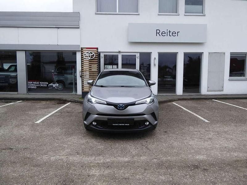 Grau Gebraucht 2016 Toyota C-HR SUV | € 16.490 (Fairer Preis) - Bild 1/4