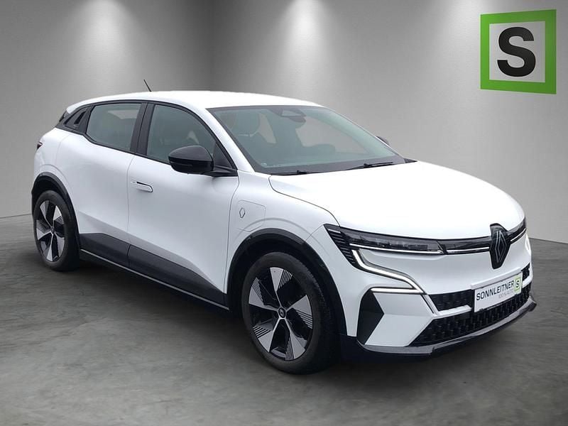 Gebraucht Renault Megane E-Tech Equilibre 160 kW (218 PS) 2022 Weiß Limousine