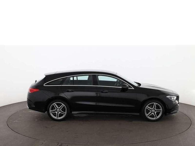 Gebraucht Mercedes CLA250e Shooting Brake AMG line 160 PS (117 kW) 2022 Schwarz Kombi