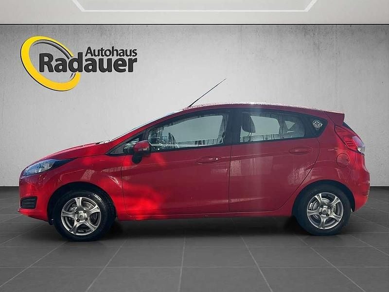 Gebraucht Ford Fiesta 80 PS (58 kW) 2014 Rot Limousine