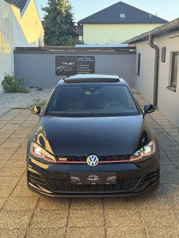 Gebraucht VW Golf VII GTI 245 PS (180 kW) 2019 Limousine