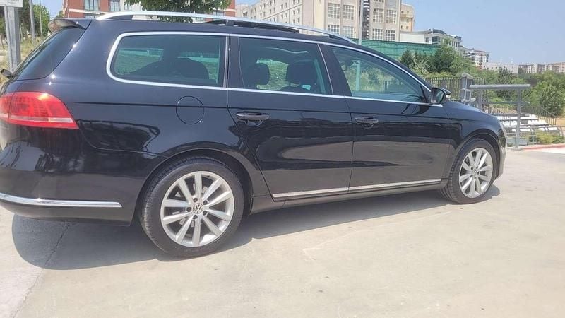 Gebraucht VW Passat Highline 140 PS (102 kW) 2012 Kombi