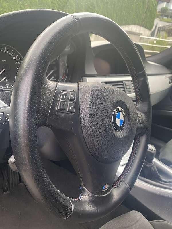 Gebraucht BMW 320 173 PS (127 kW) 2006 Limousine