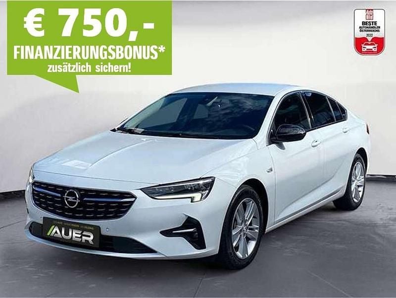 Weiß Gebraucht 2021 Opel Insignia Business Limousine | € 17.987 (Fairer Preis) - Bild 1/3