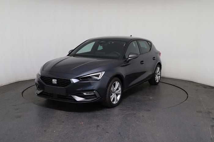 Neu Seat Leon FR 150 PS (110 kW) 2025 Schwarz Limousine