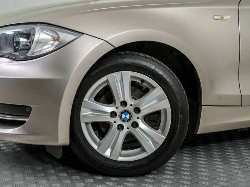 Gebraucht BMW 118 Cabriolet 143 PS (105 kW) 2008 Grau Cabrio