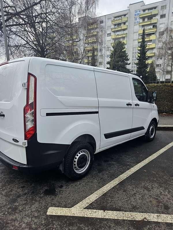 Gebraucht Ford Transit Custom 109 PS (80 kW) 2021 Weiß Van