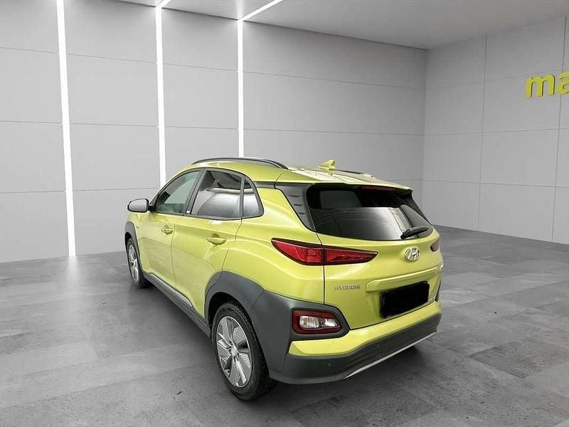 Gebraucht Hyundai Kona Style 150 kW (204 PS) 2021 Gelb SUV