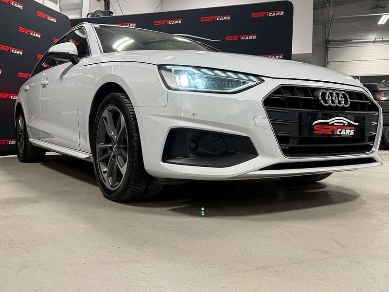 Gebraucht Audi A4 Ambiente 163 PS (119 kW) 2021 Weiß Kombi