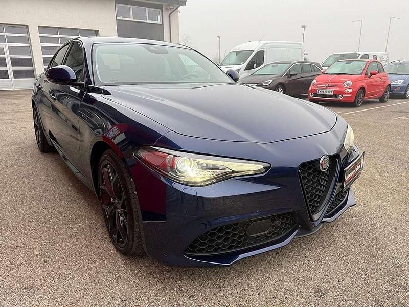 Gebraucht Alfa Romeo Giulia Veloce 211 PS (155 kW) 2021 Blau Limousine