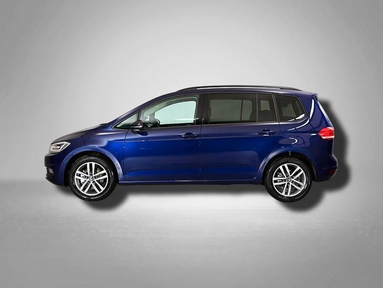 Neu VW Touran Life 150 PS (110 kW) 2025 Van / Kleinbus