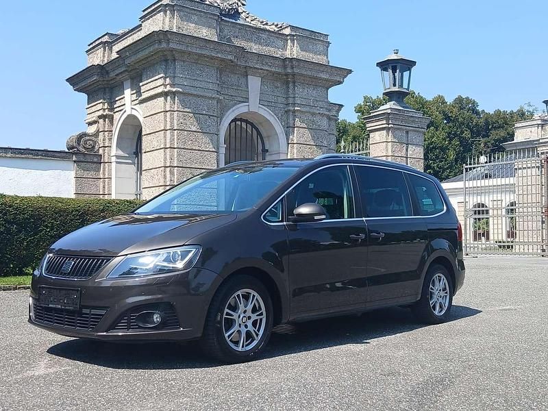 Braun Gebraucht 2015 Seat Alhambra Van / Kleinbus | € 8.200 (Fairer Preis) - Bild 1/4