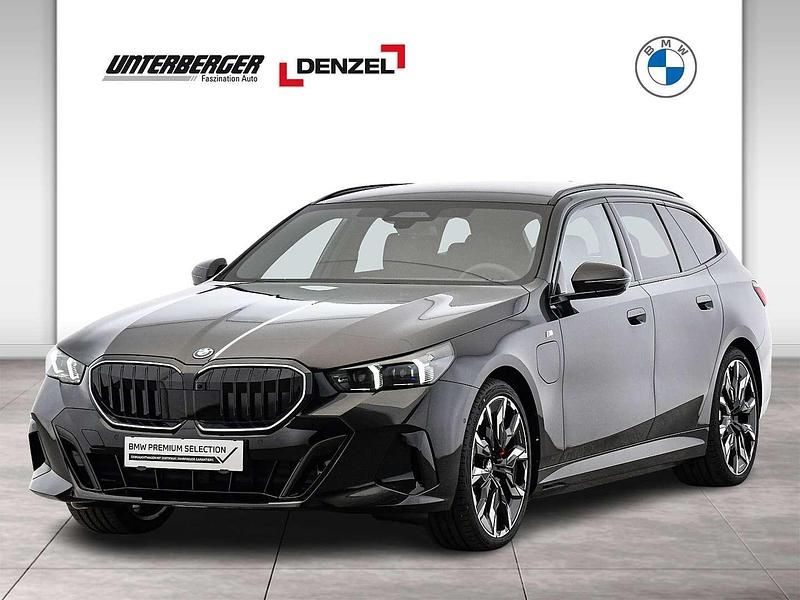 Gebraucht BMW 550 M Sport 313 PS (230 kW) 2025 Schwarz Kombi