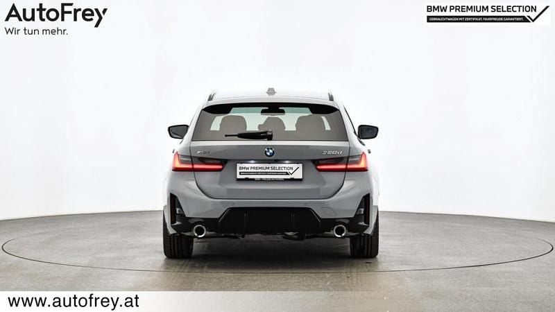 Gebraucht BMW 320 Efficient Dynamics 190 PS (139 kW) 2025 Grau Kombi